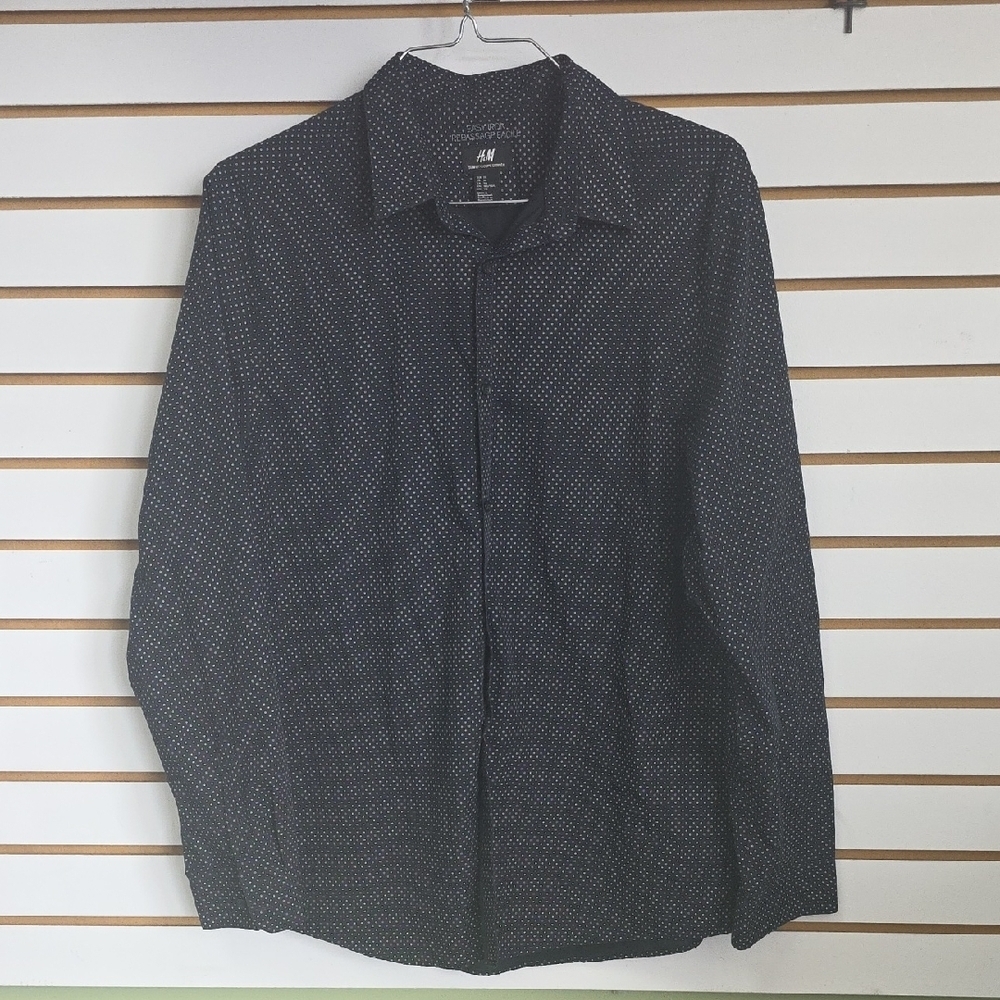 H&M Slim Fit Button Down XL